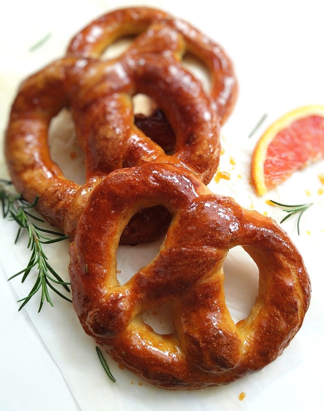 orange-glazed-pretzels-11